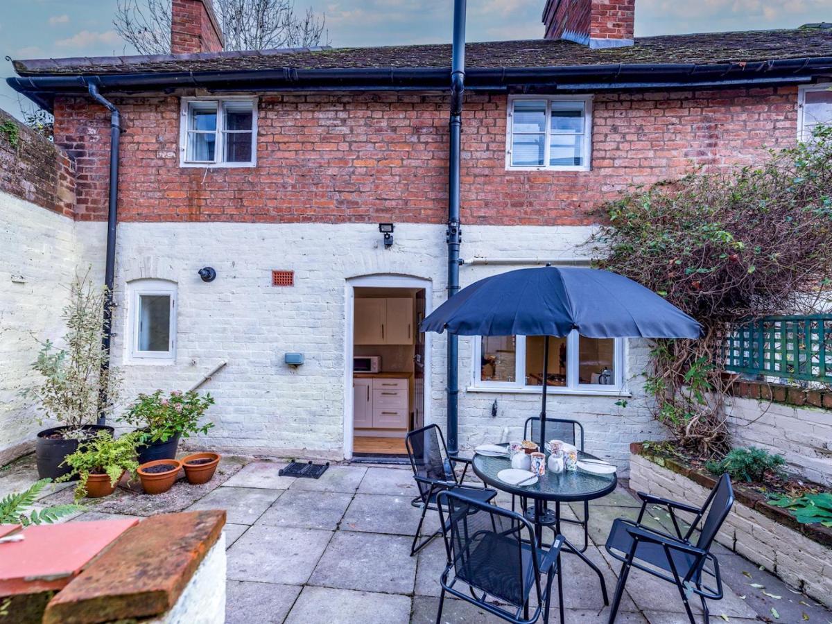 Pass The Keys Cosy 2 Bedroom Victorian Cottage ラドロー エクステリア 写真