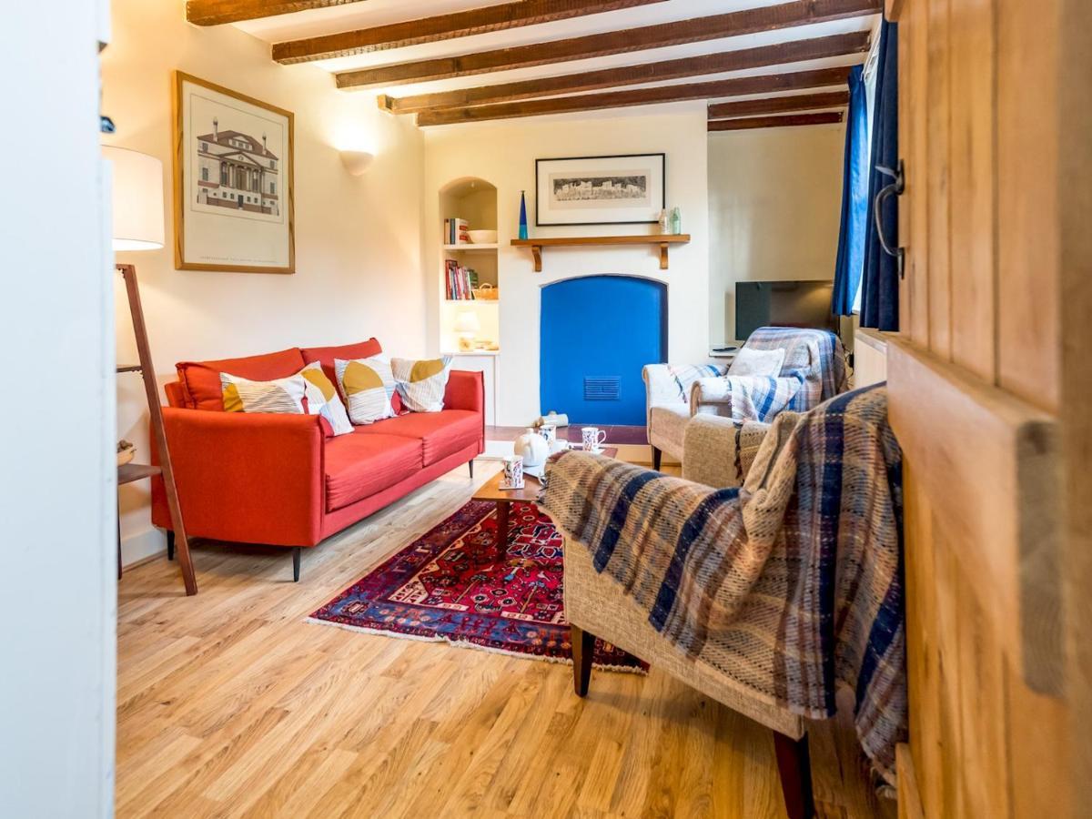 Pass The Keys Cosy 2 Bedroom Victorian Cottage ラドロー エクステリア 写真